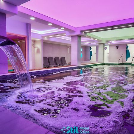 Stil Motel & Spa Tasnad Esterno foto