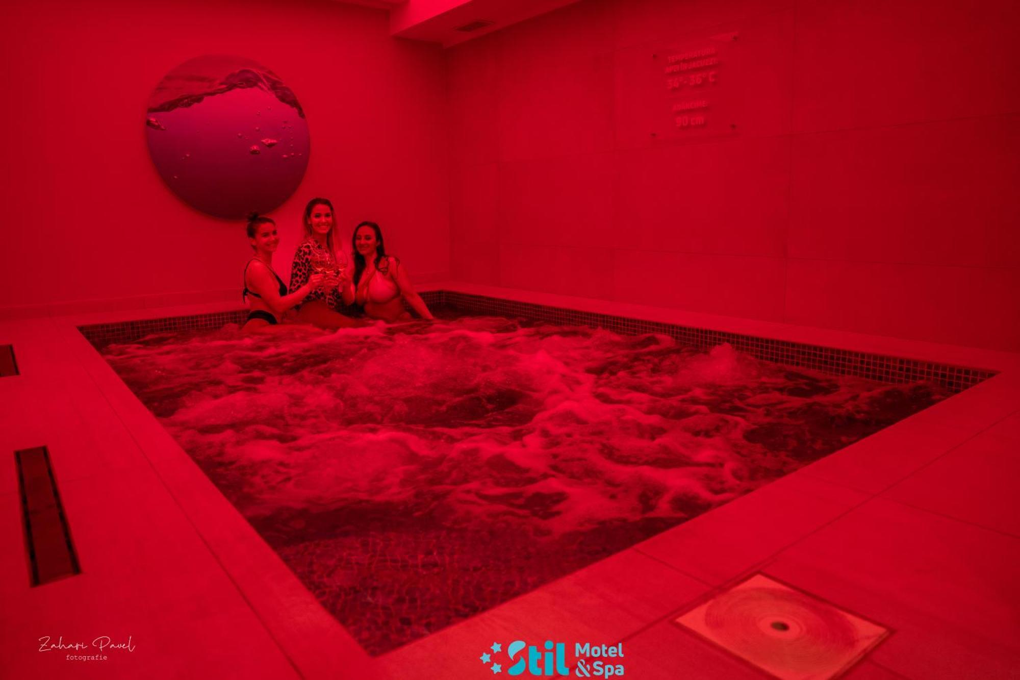 Stil Motel & Spa Tasnad Esterno foto