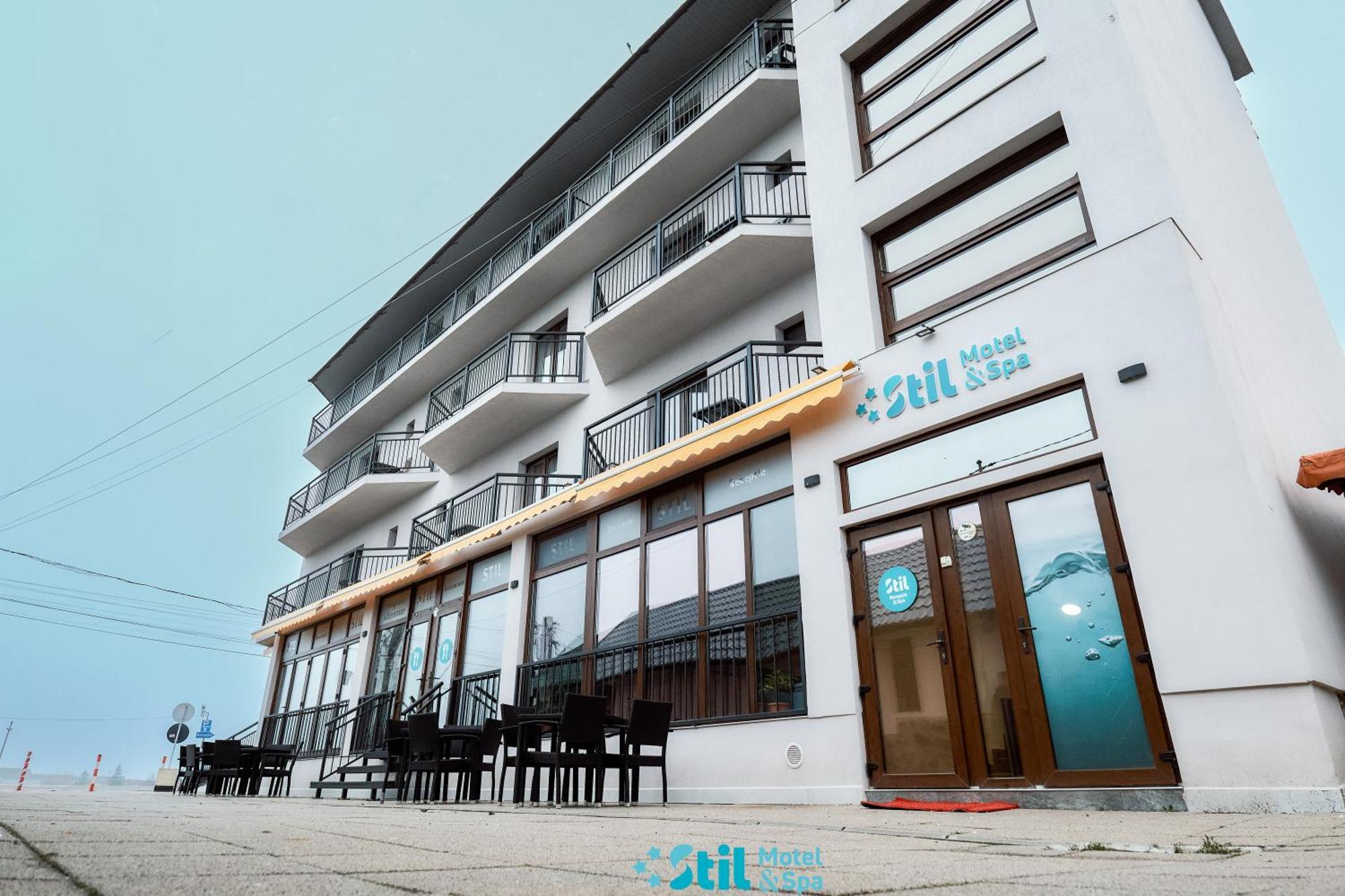 Stil Motel & Spa Tasnad Esterno foto