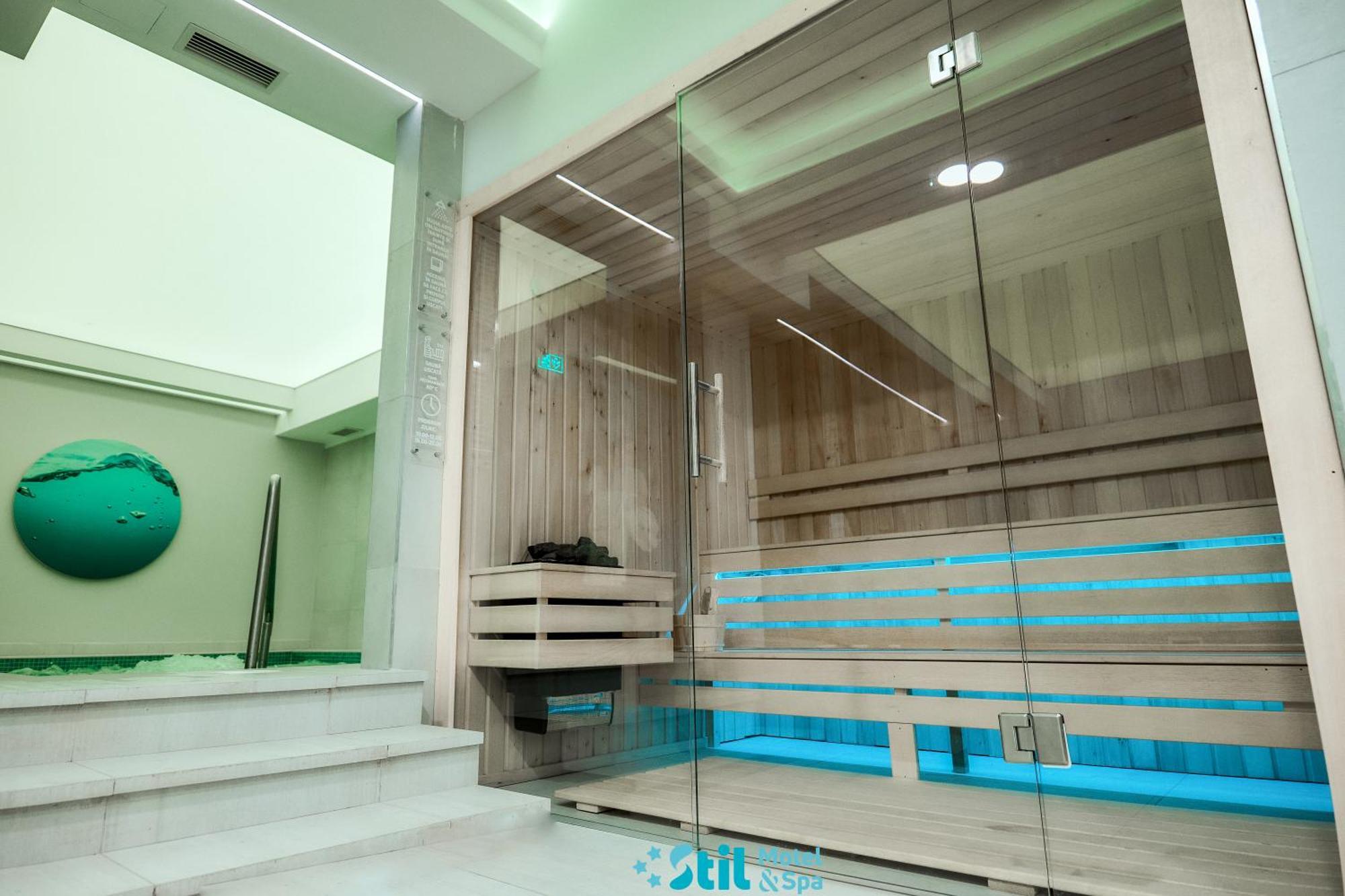 Stil Motel & Spa Tasnad Esterno foto